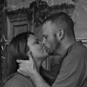 Meet your Posher, Cyra n